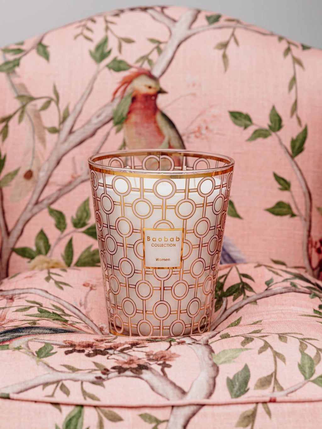 Vighizzolo Five-Wick Scented Candle (Magnolia, Rose, Musk)