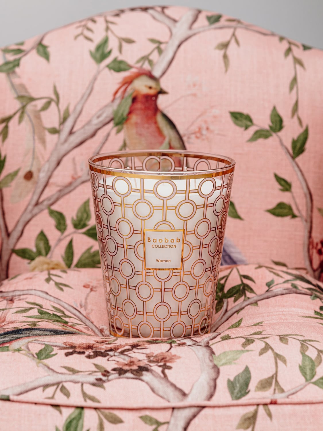Vighizzolo Five-Wick Scented Candle (Magnolia, Rose, Musk)