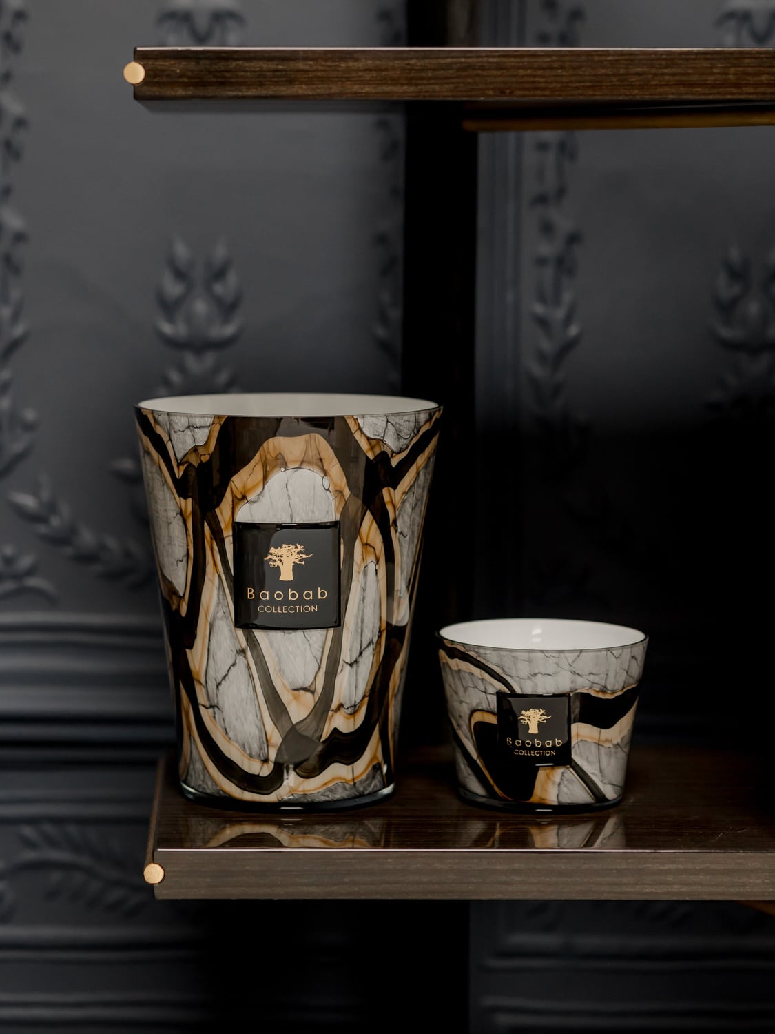 Arosio Five-Wick Scented Candle (Leather, Rose & Plum)