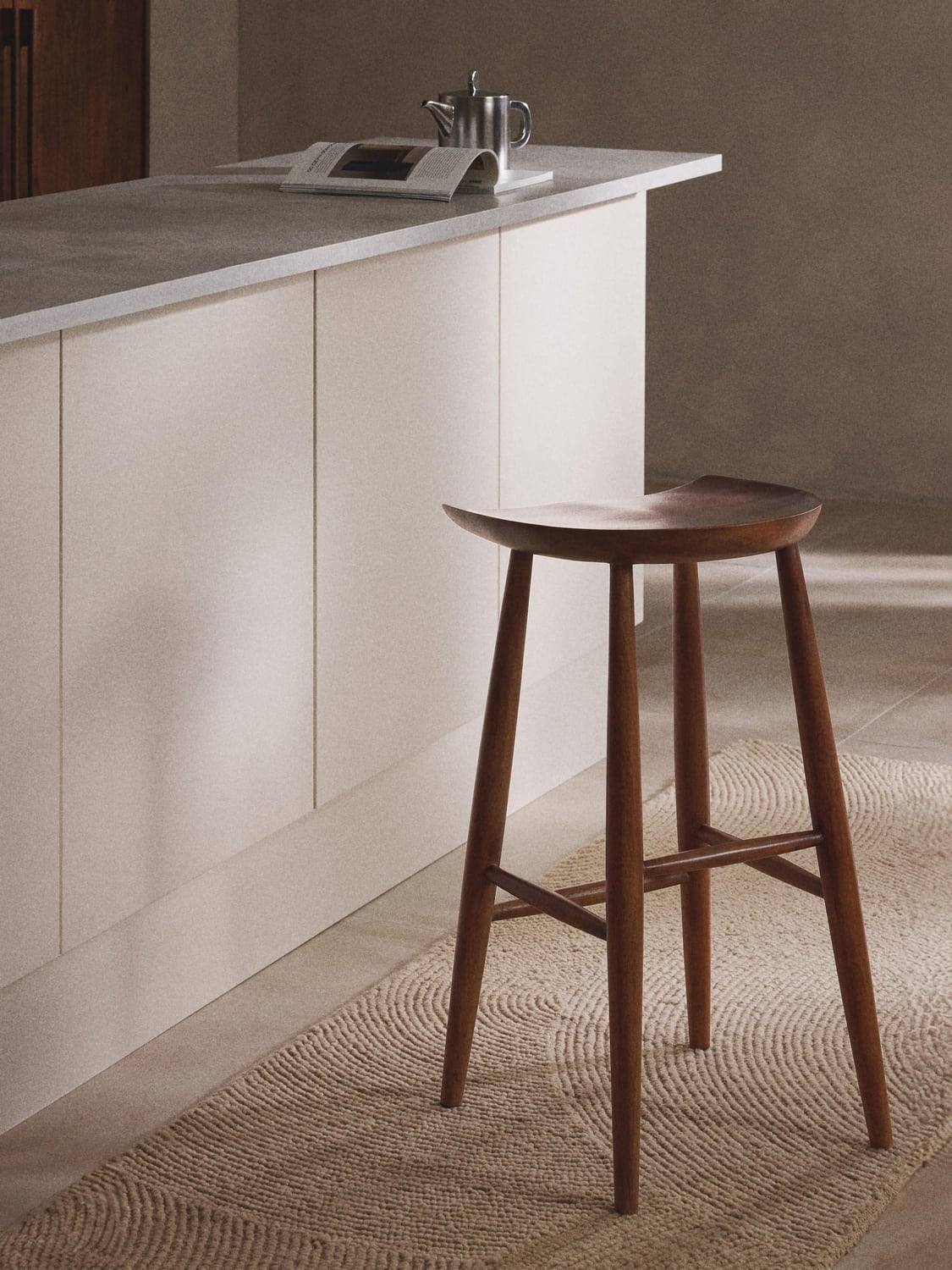 Lenno Mango Wood Bar Stool
