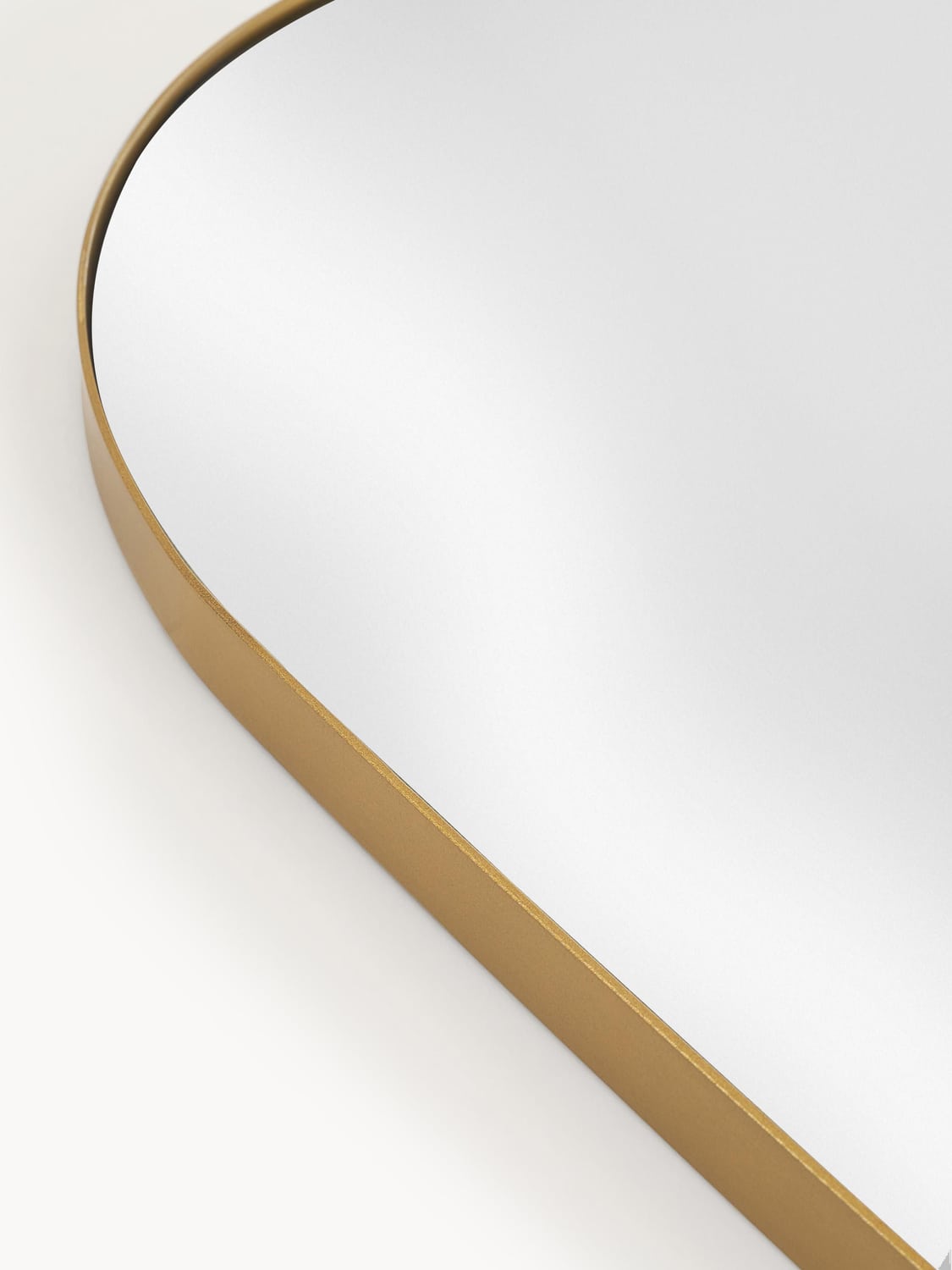 Moltrasio Oval Full-Length Wall Mirror