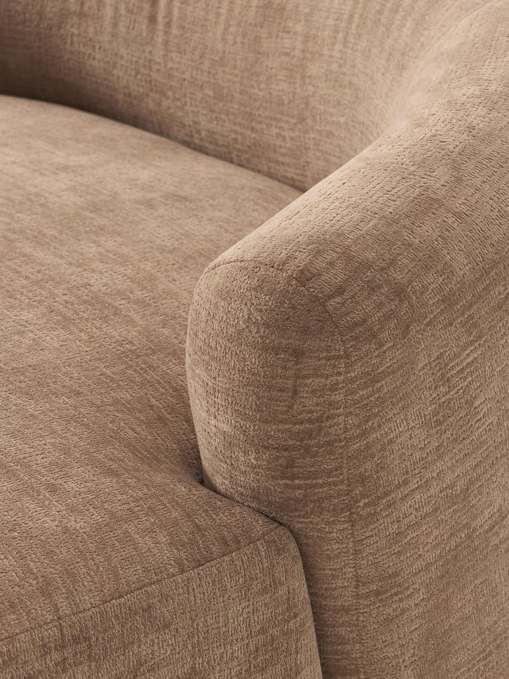 Lavena XL Lounge Chair