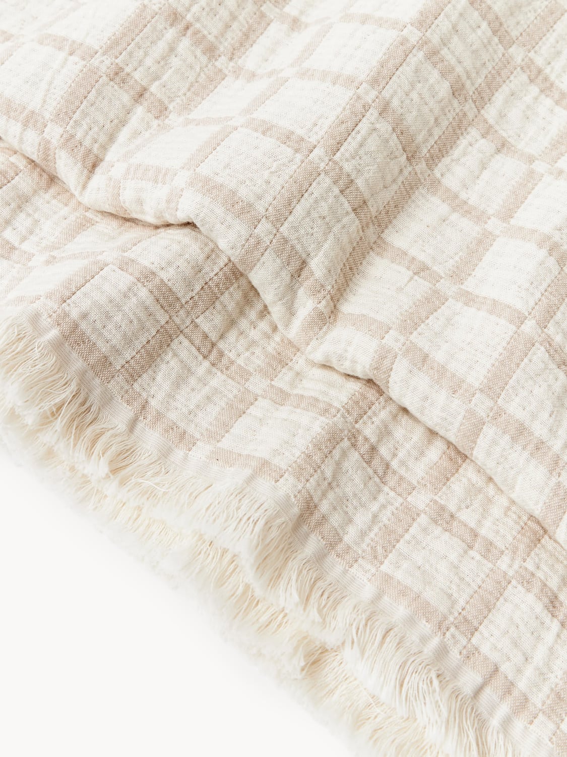 Vertemate Washed Muslin Bedspread with Fringes