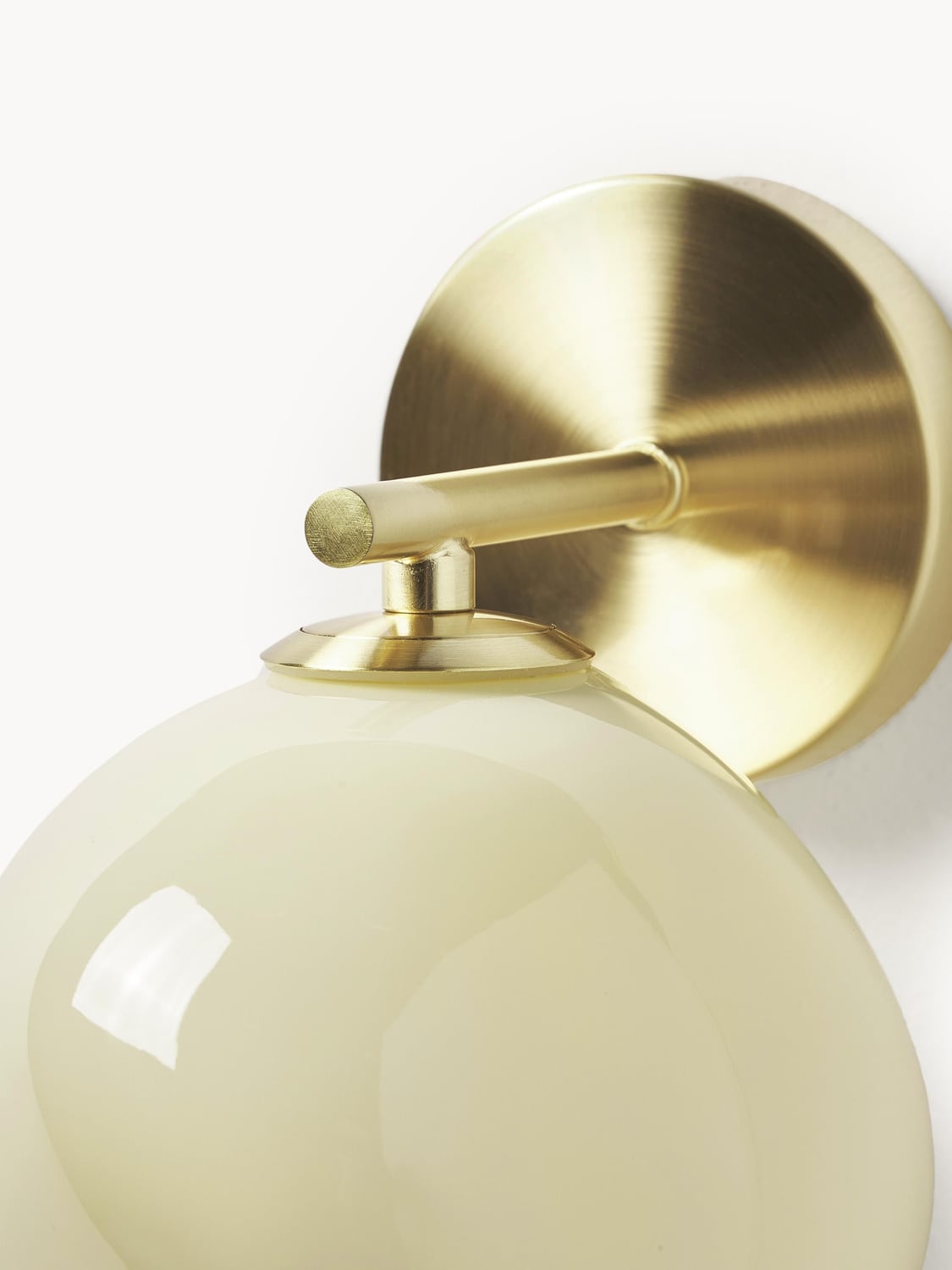 Dizzasco Opal Glass Wall Lamp