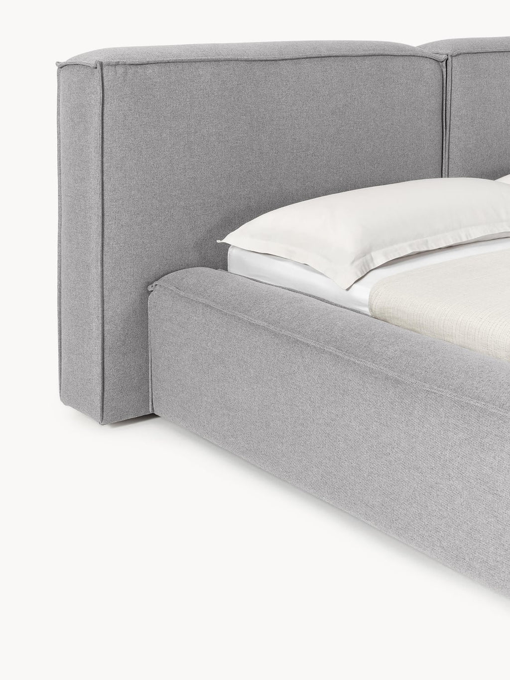 Tavordo Upholstered Bed