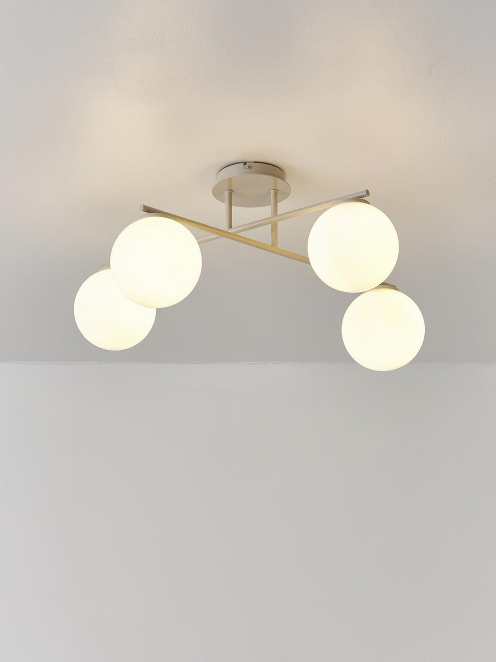 Valmora Ceiling Lamp