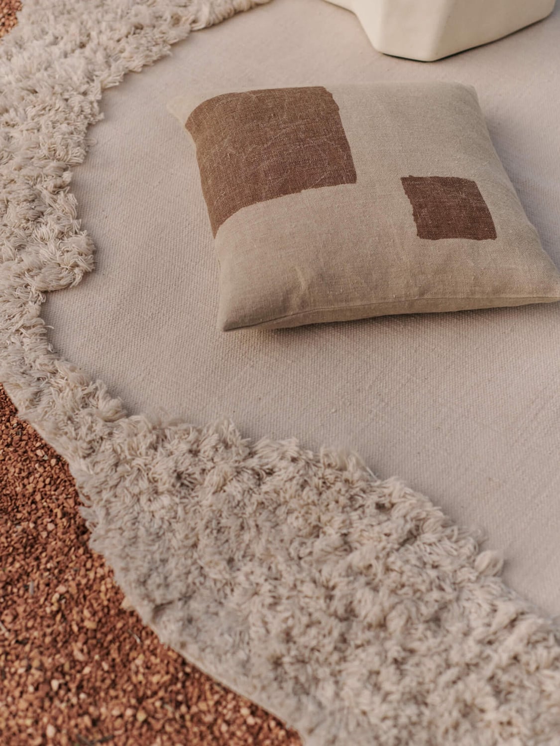 Valmora Hand-Tufted Indoor & Outdoor Rug