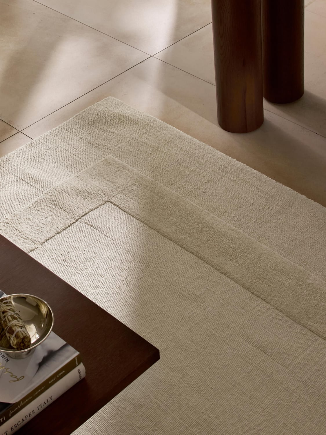 Mozzate Hand-Woven High-Low Cotton Rug