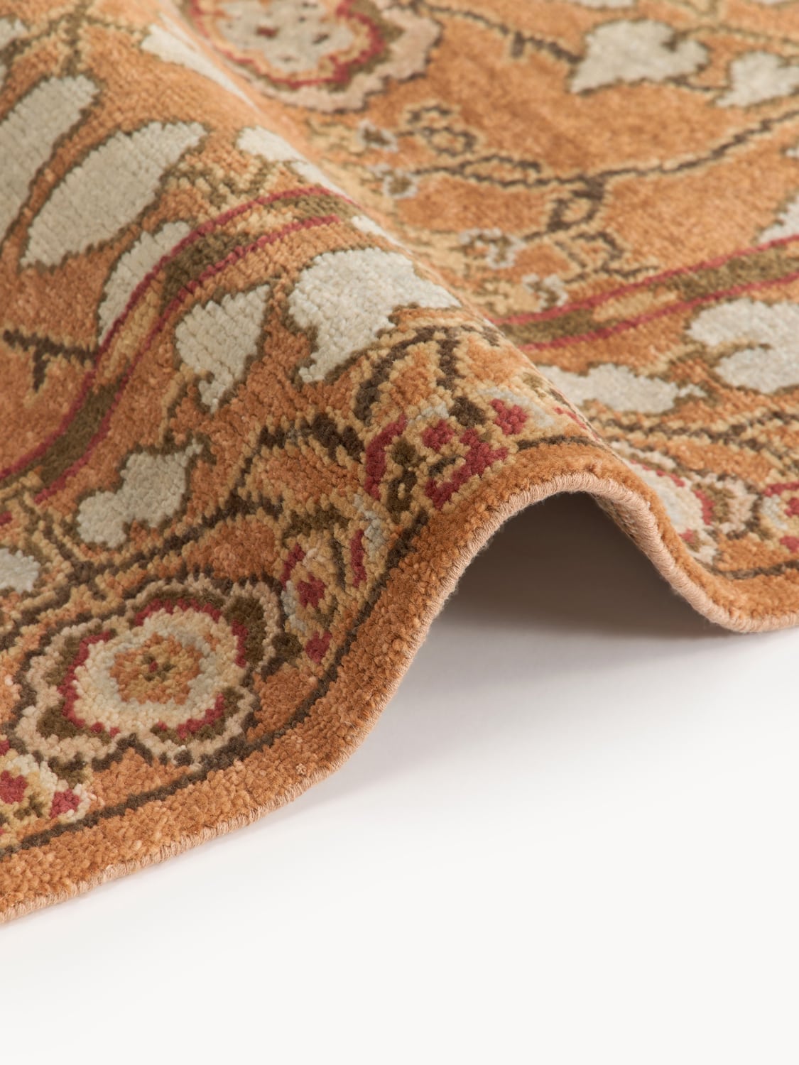 Lomazzo Hand-Knotted Wool Rug Inika