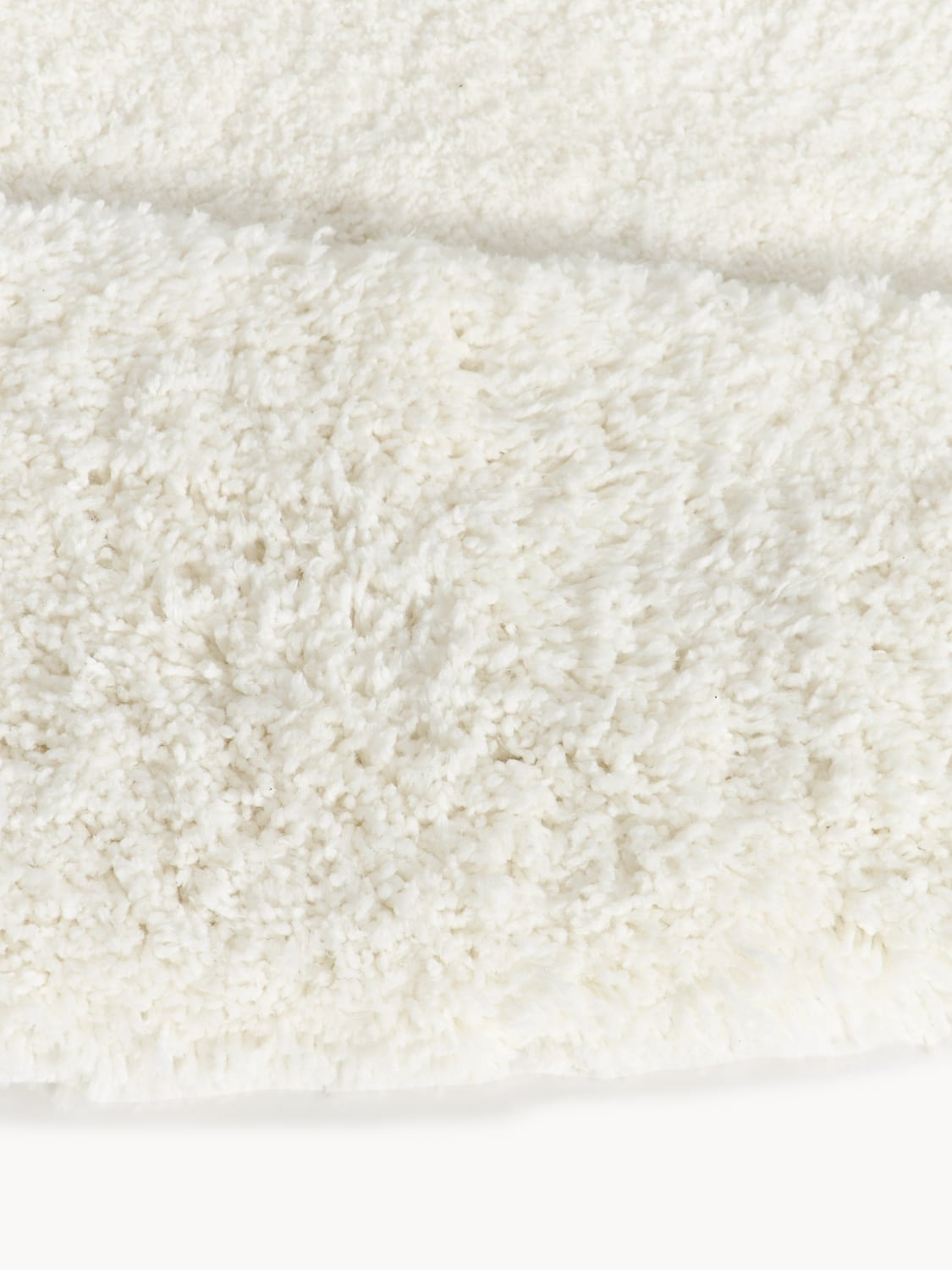 Dervio Organic-Shaped High-Low Rug