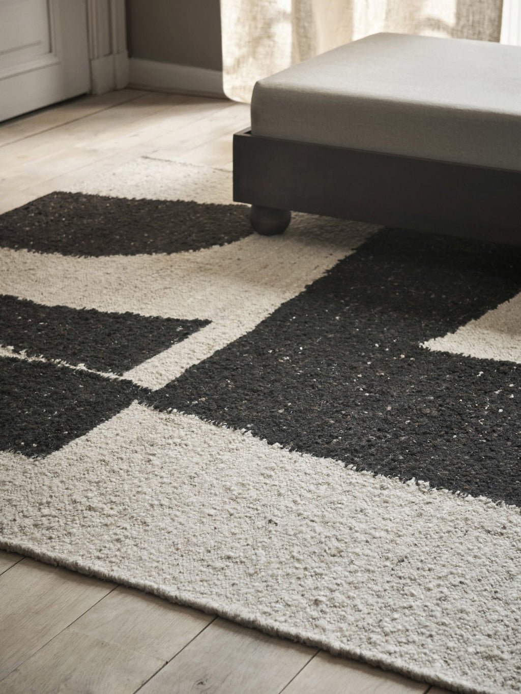 Erba Handwoven Wool Low-Pile Rug
