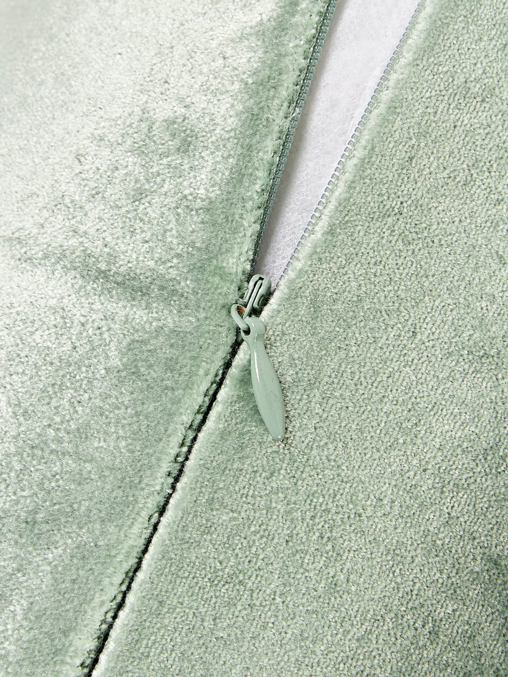Nobiallo Neck Roll with Fringes