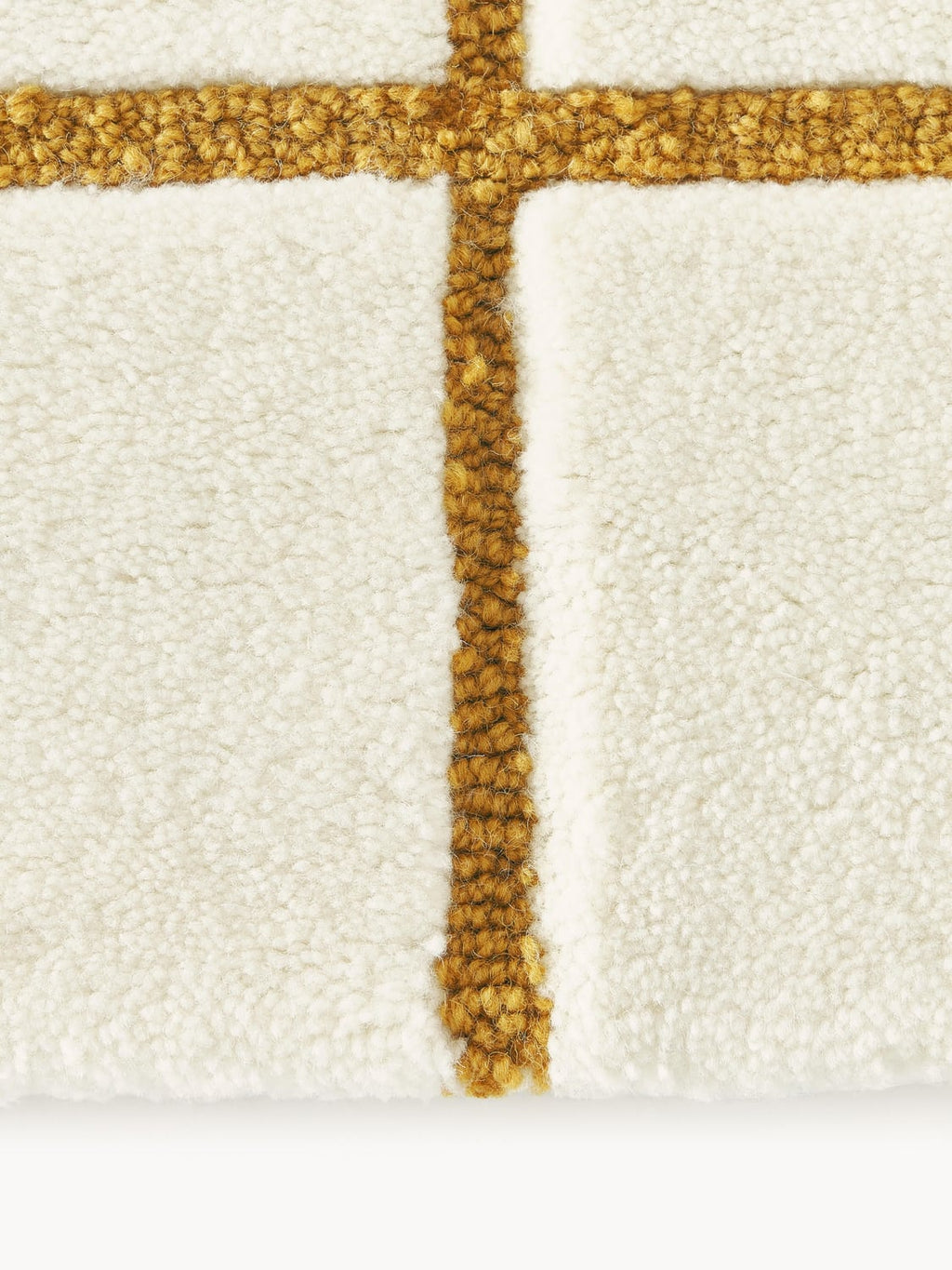 Pellio High-Low Wool Rug, Hand-Tufted