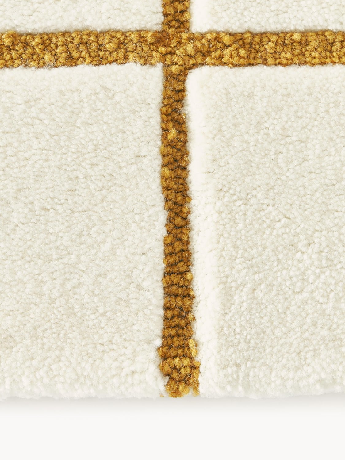Pellio High-Low Wool Rug, Hand-Tufted