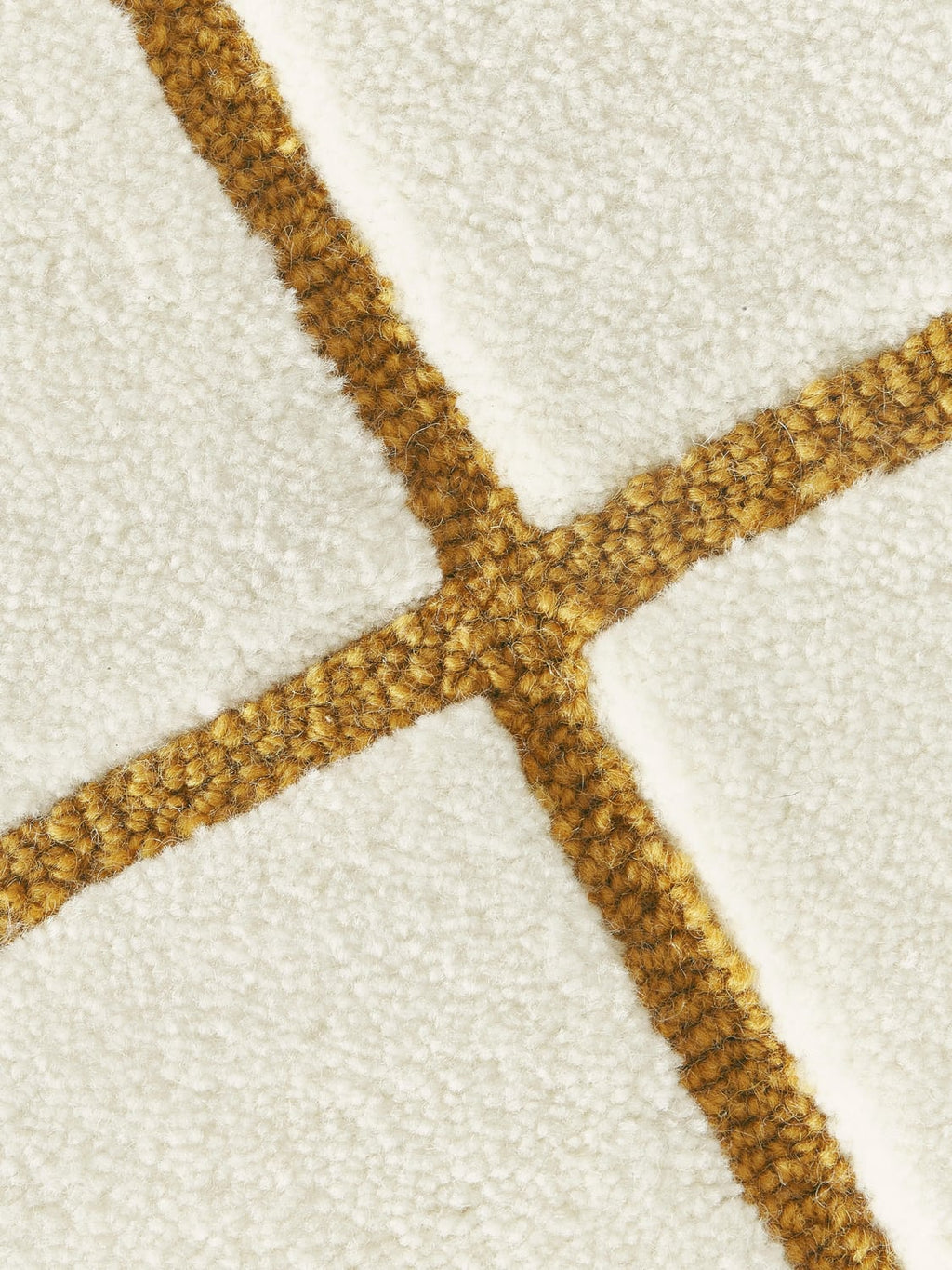 Pellio High-Low Wool Rug, Hand-Tufted