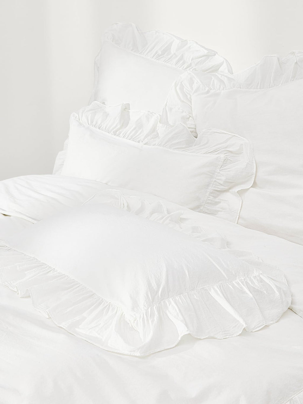 Bregano Washed Cotton Percale Pillowcase with Ruffles