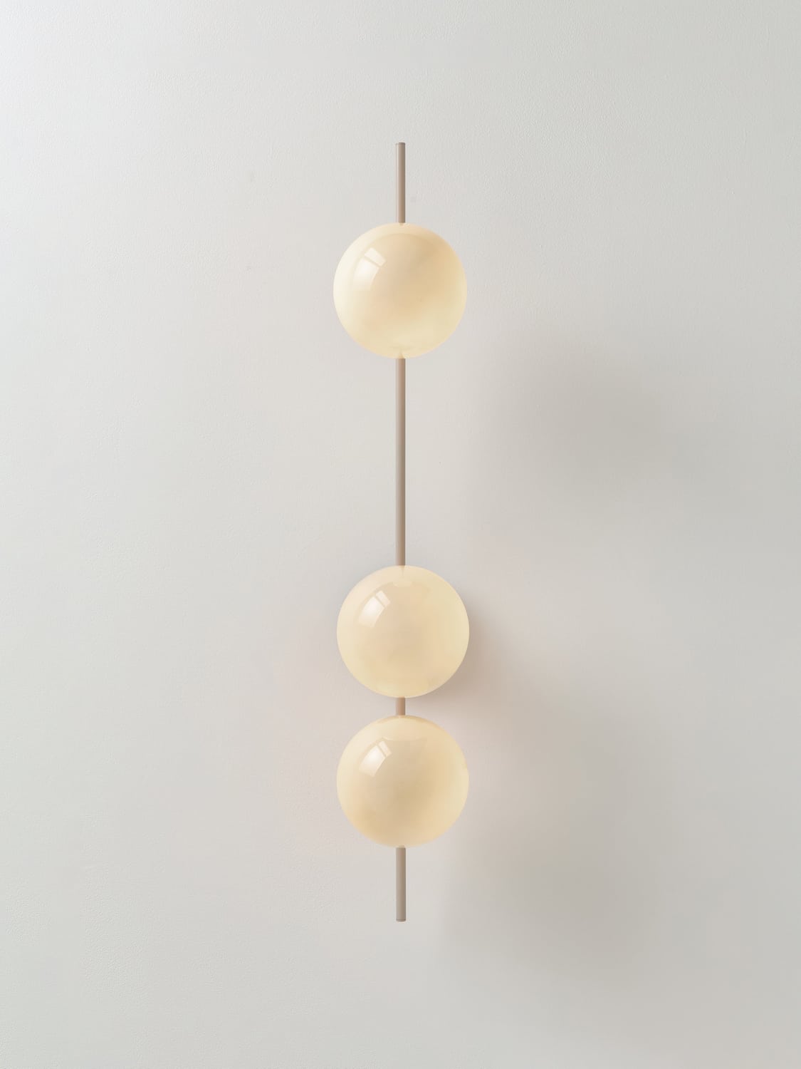 Valmora Wall Lamp