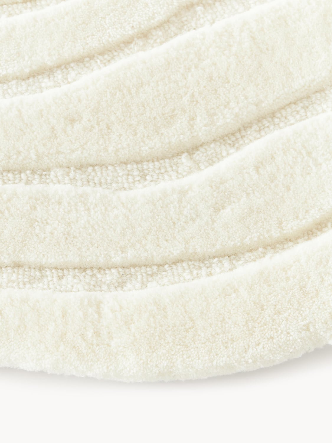 Garzeno Organic-Shaped Hand-Tufted Wool Rug