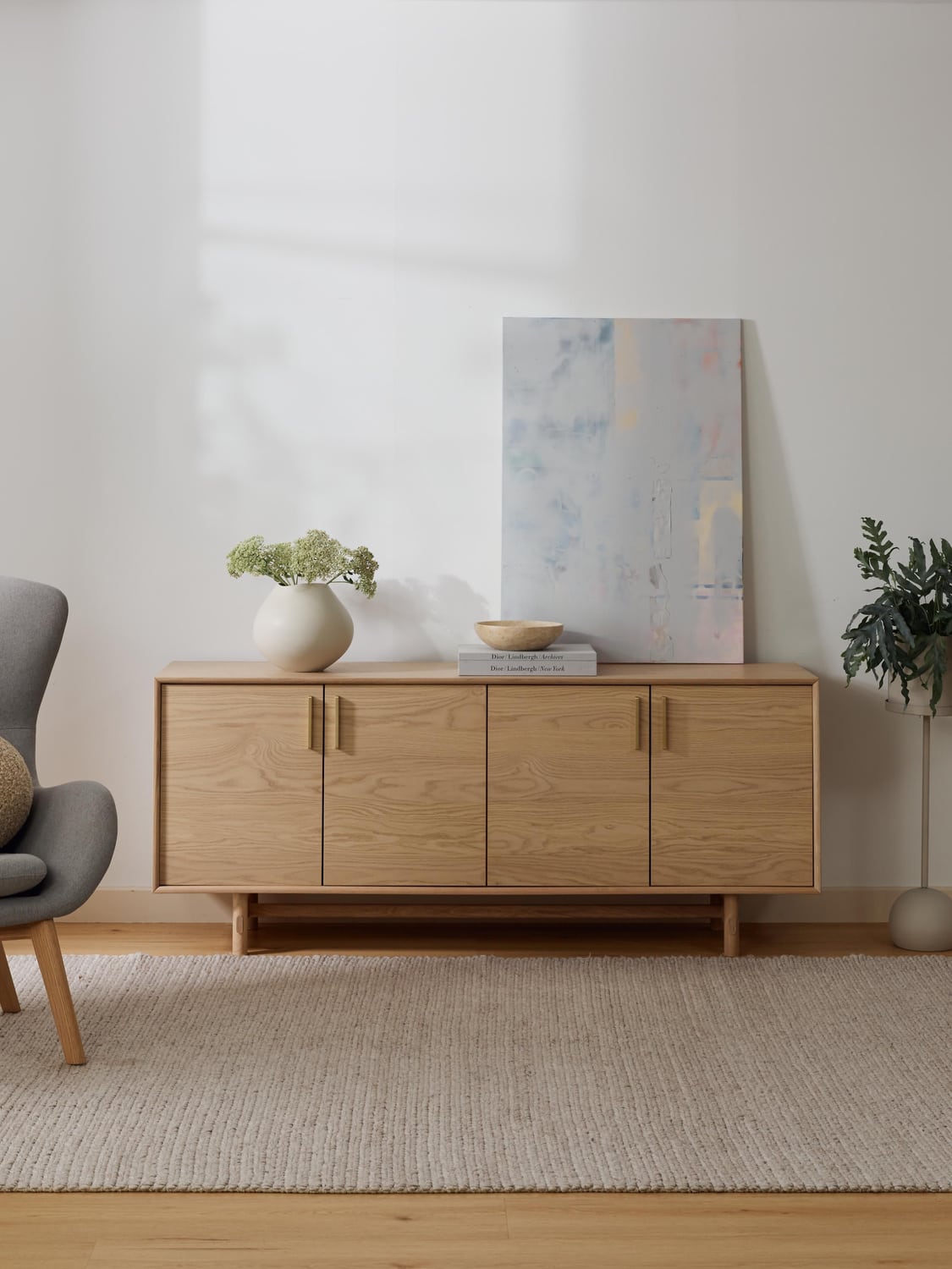 Esino Oak Wood Sideboard