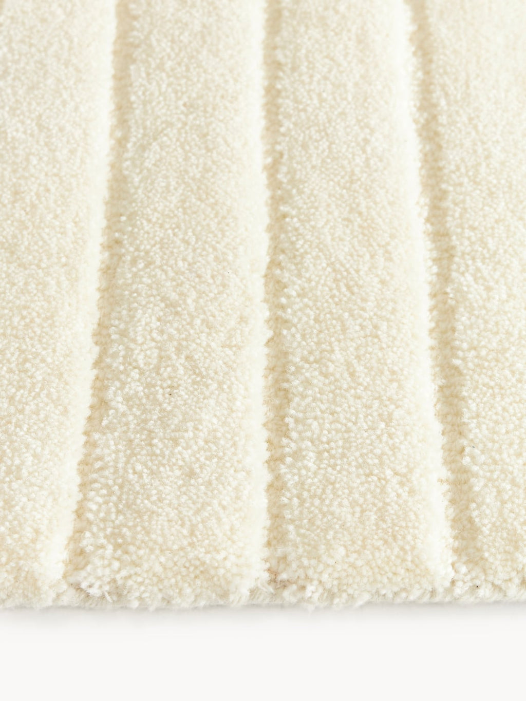 Anzano High-Low Wool Rug, Hand-Tufted