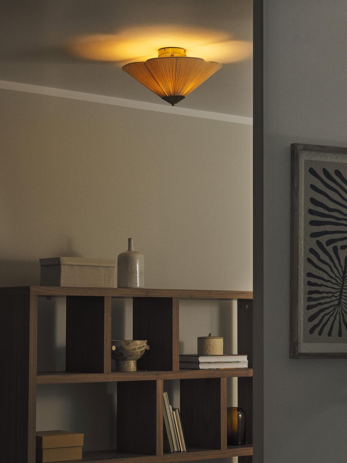 Uggiate Ceiling Lamp with Inverted Lampshade