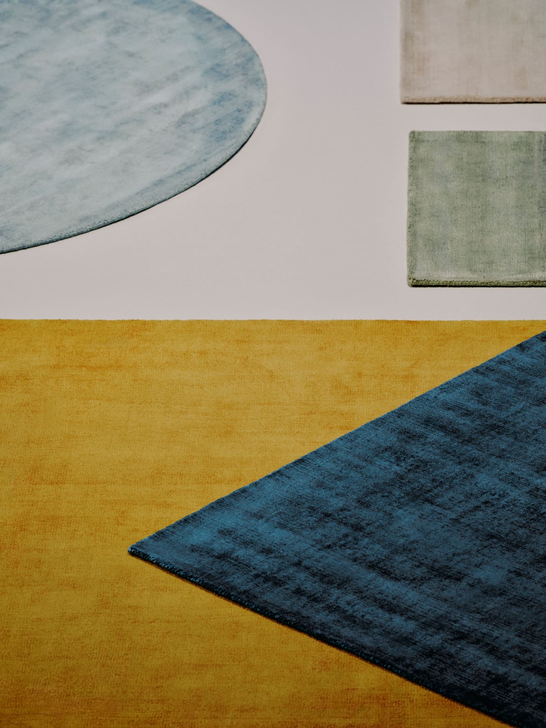 Erbanno Hand-Woven Viscose Rug