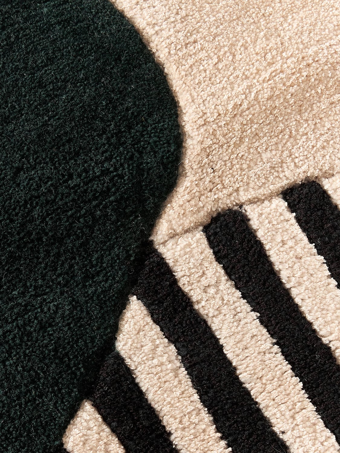 Grandate High-Low Wool Rug, Hand-Tufted
