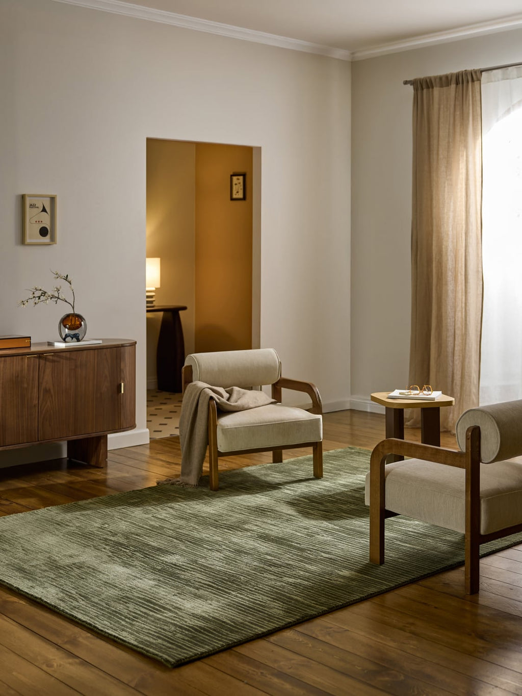 Cagno Hand-Woven Lyocell Rug