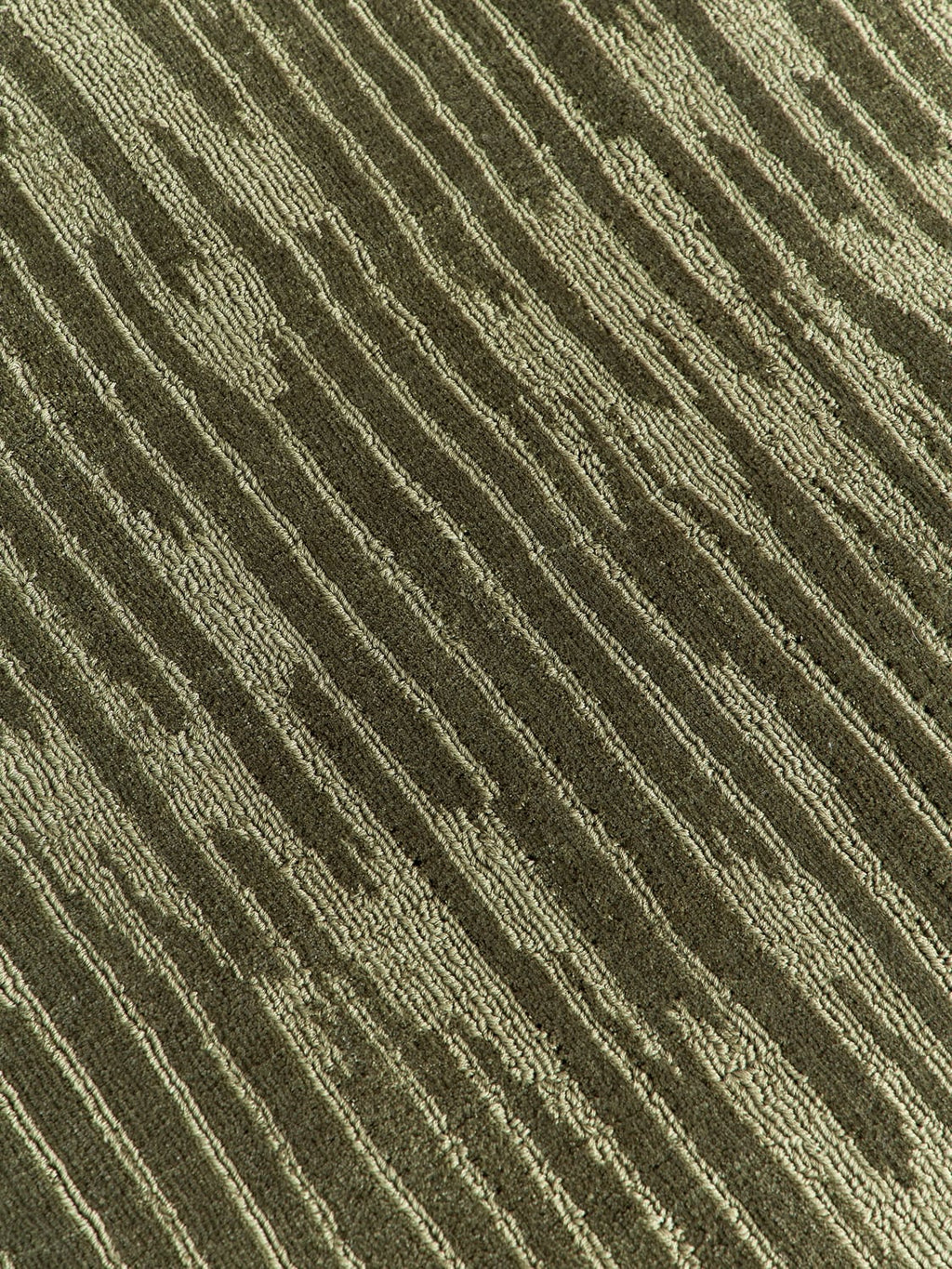 Cagno Hand-Woven Lyocell Rug