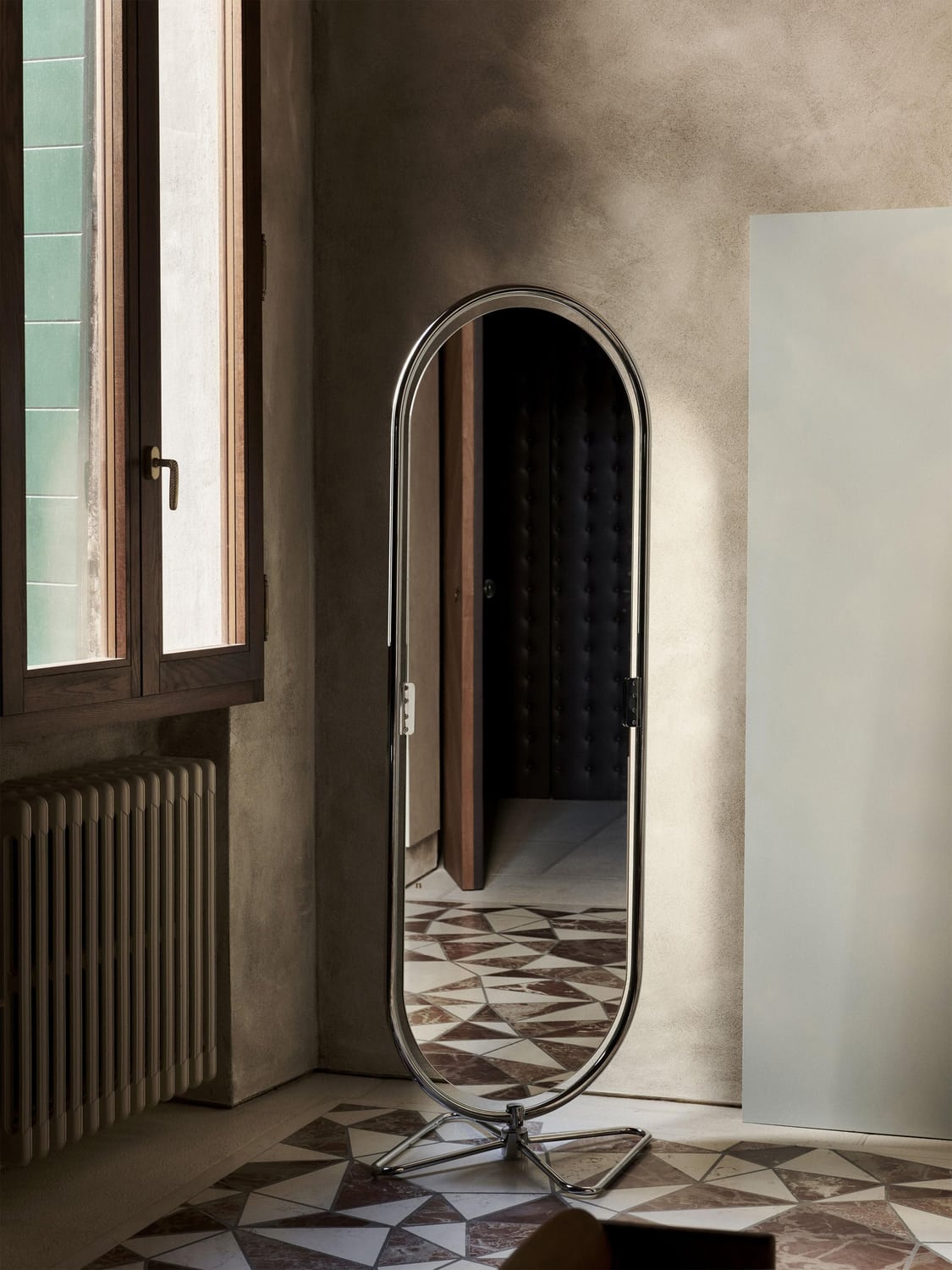 Zavattarello Oval Full-Length Standing Mirror System 1-2-3