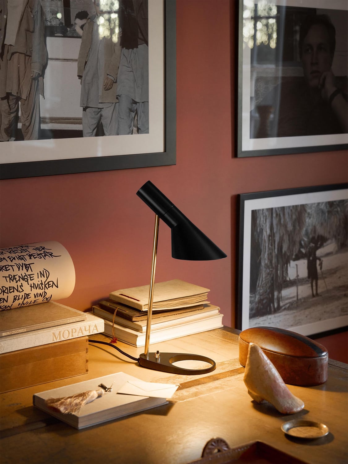 Pellio AJ Table Lamp