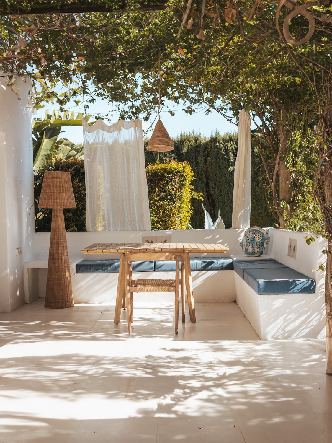 Ormea Dimmable Outdoor LED Floor Lamp, H 165 cm