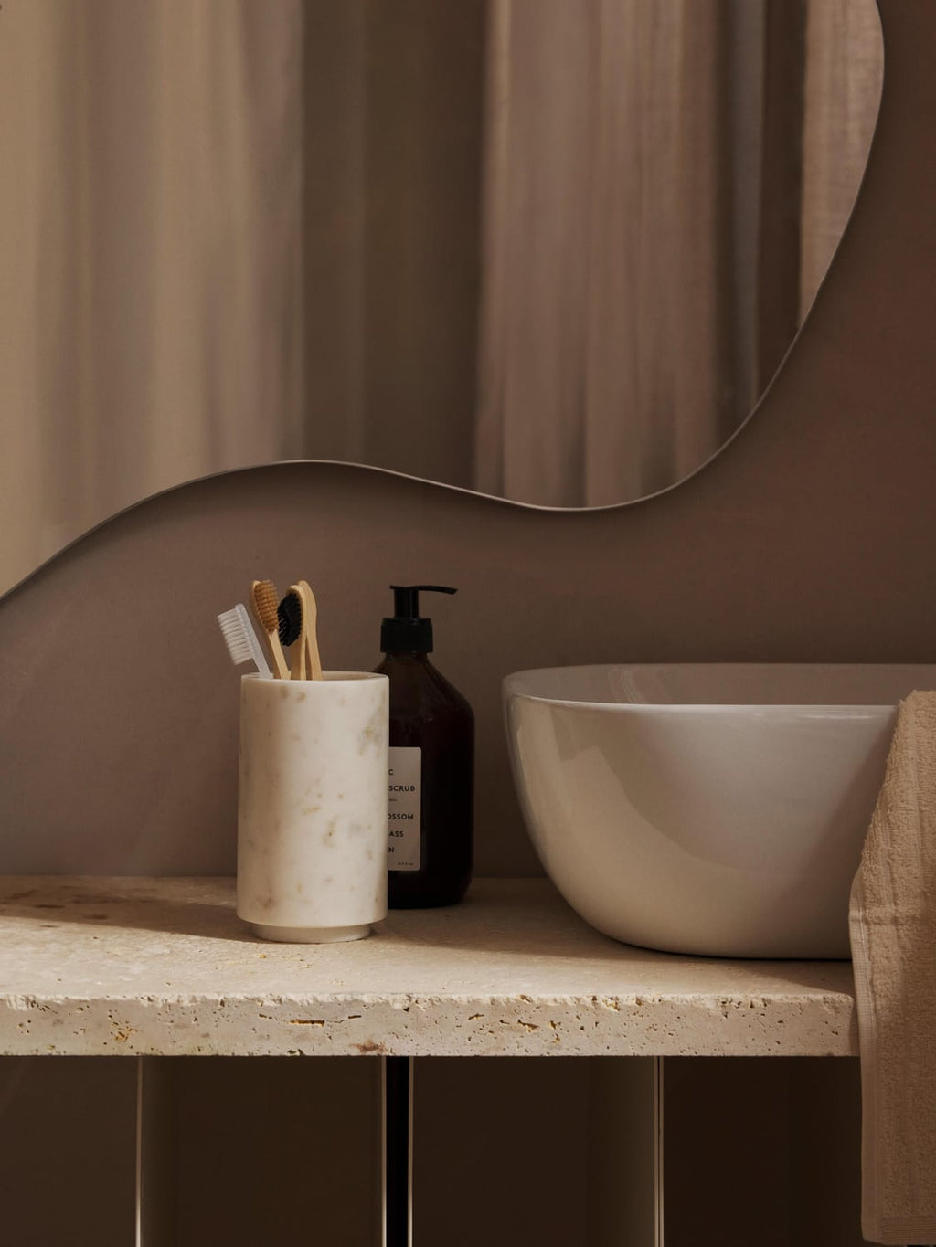 Quarona Marble Toothbrush Holder