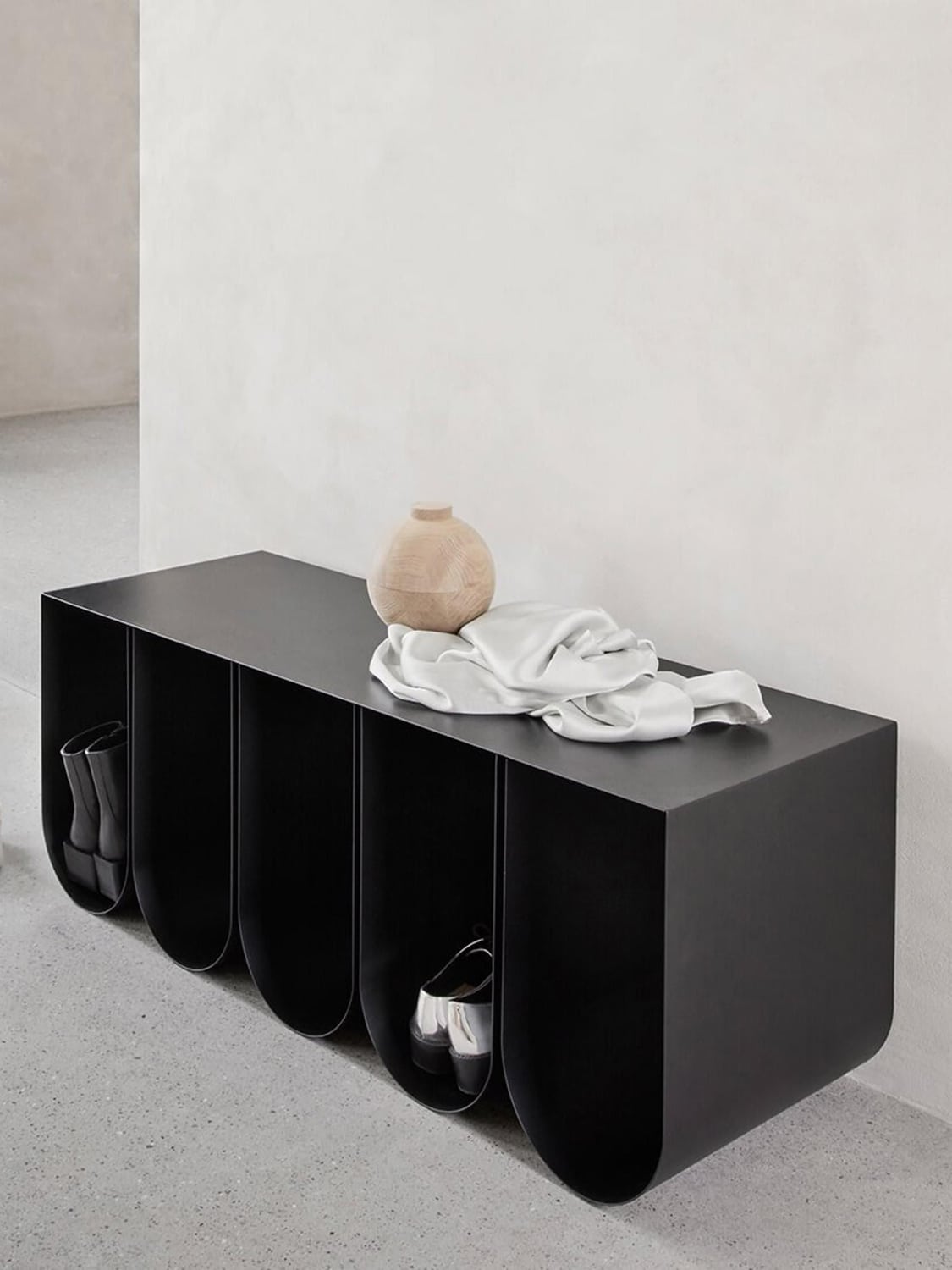 Dizzasco Metal Bench