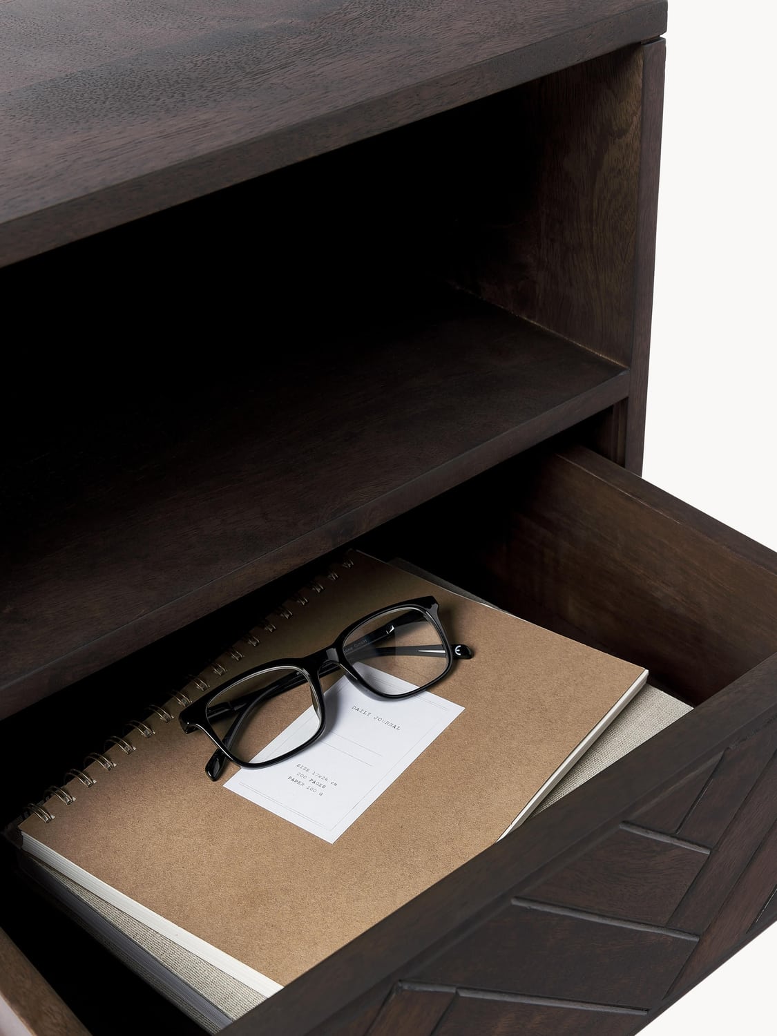 Bulgarograsso Mango Wood Bedside Table with Herringbone Pattern