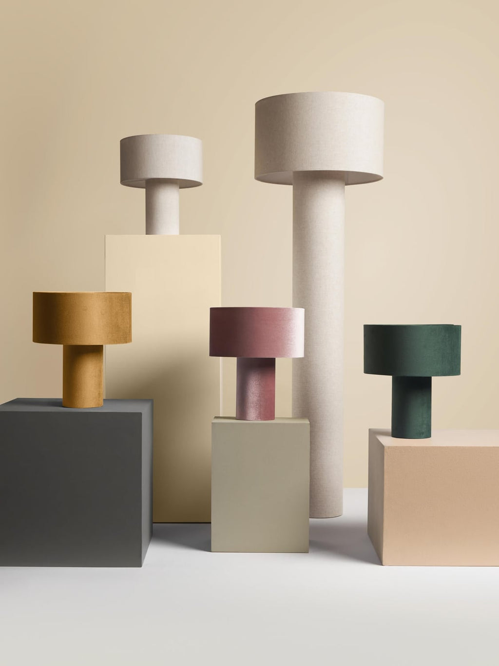 Argegno Linen Floor Lamp