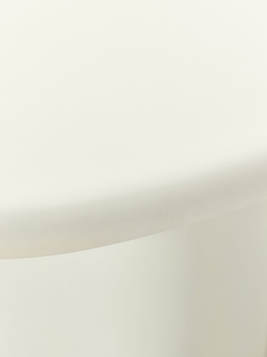 Arliano In- & Outdoor Dining Table — available in several sizes