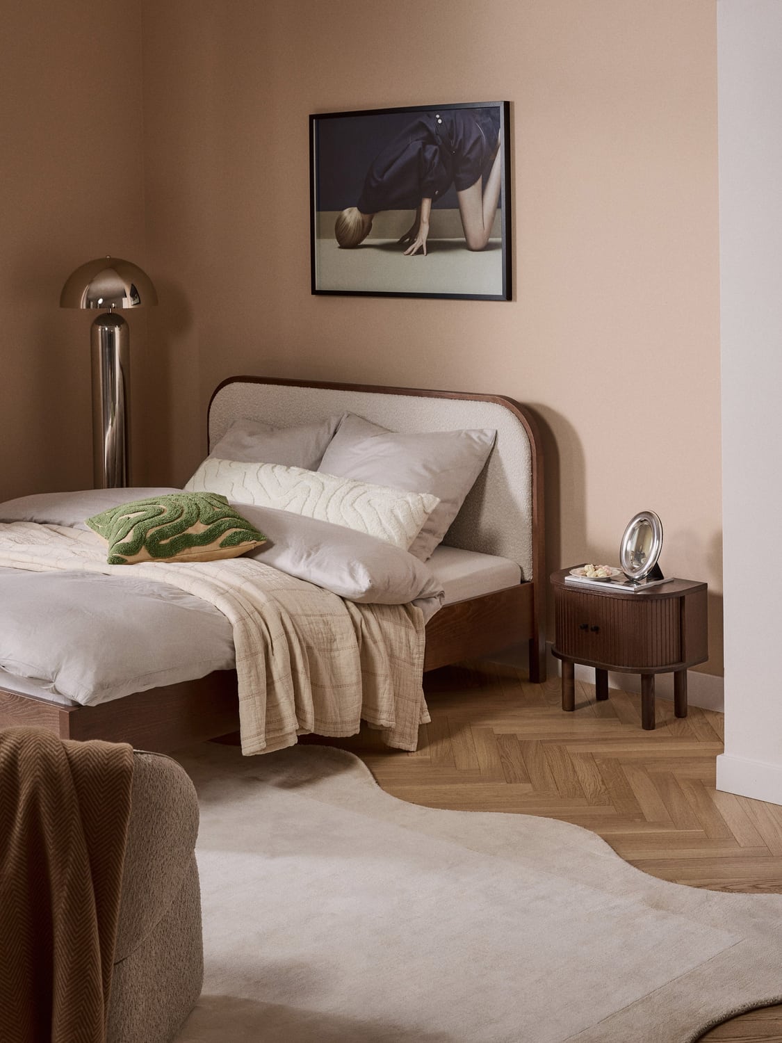 Zavattarello Bedside Table with Fluted Front