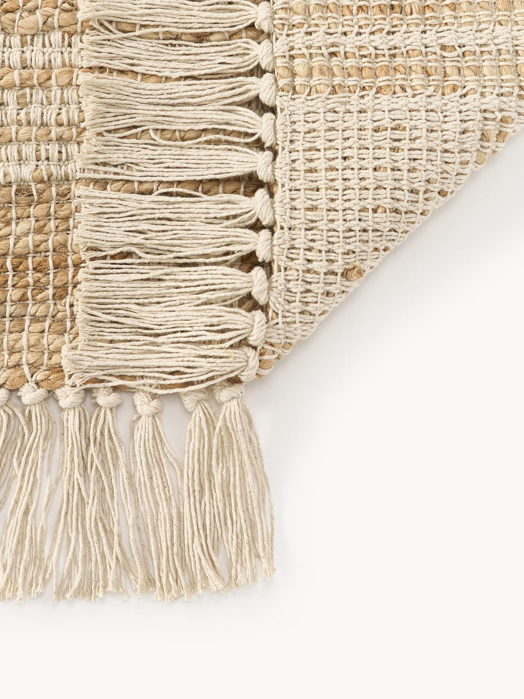 Ercole Handwoven Jute Rug with Fringes