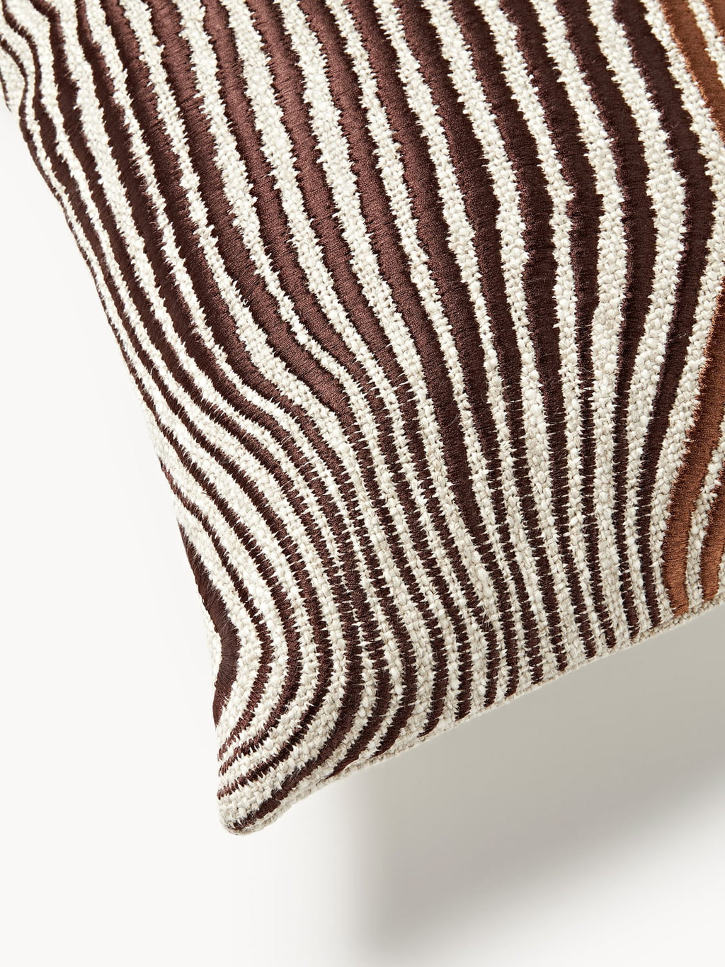 Ossuccio Cushion Cover with Abstract Lines