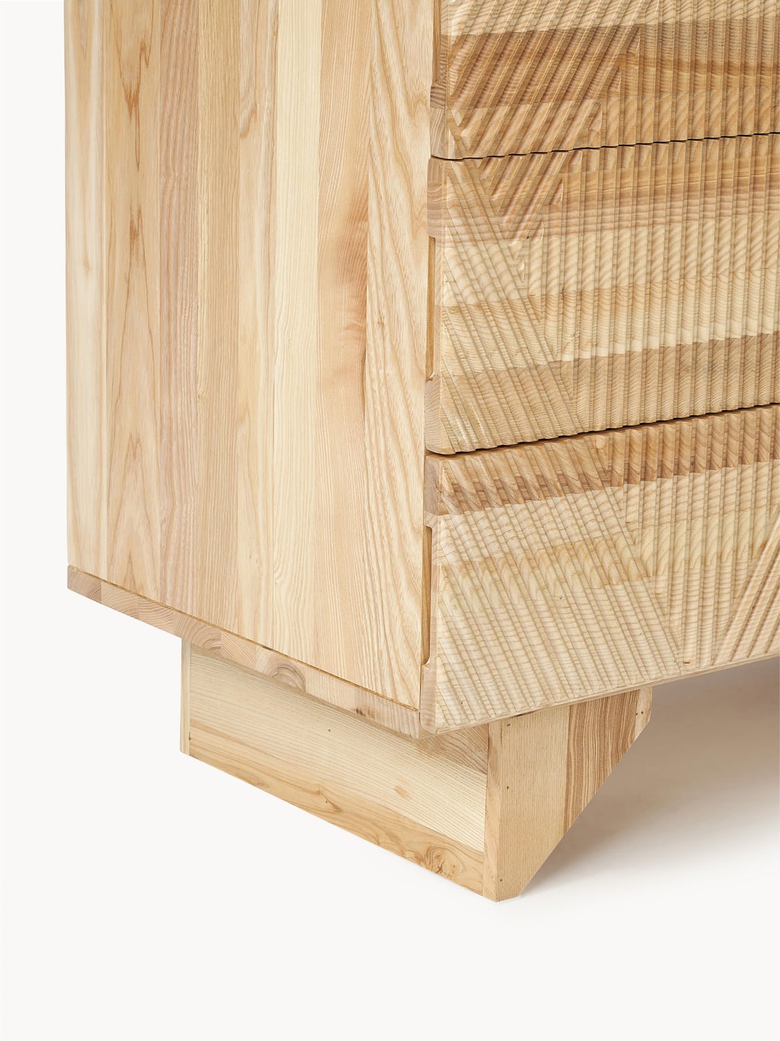 Bizzarone Ash Wood Dresser