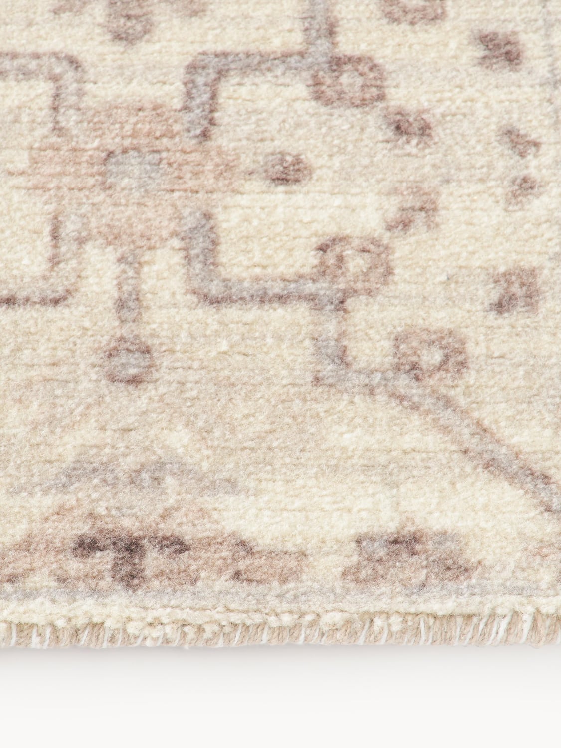 Dervio Hand-Woven Low-Pile Rug with Ornaments
