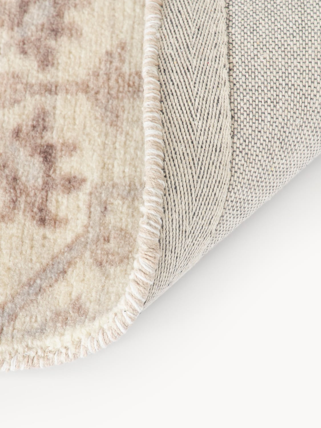 Dervio Hand-Woven Low-Pile Rug with Ornaments