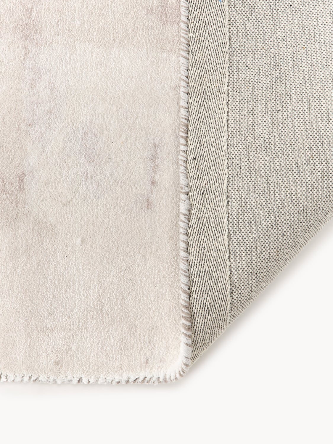 Brunate Low-Pile Rug