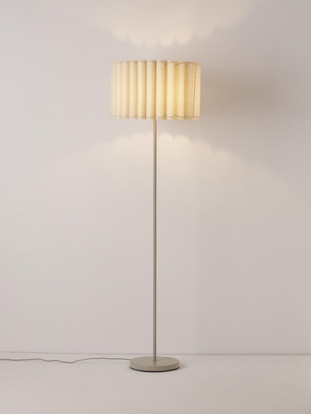 Pienzano Linen Floor Lamp