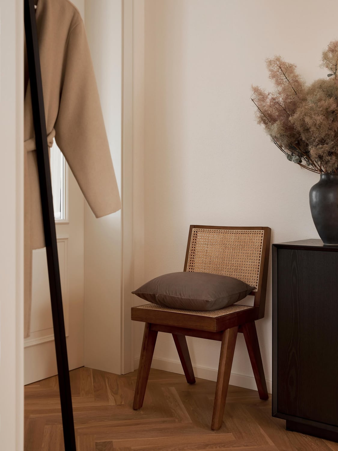 Dosso Wooden Dining Chair with Viennese Wickerwork