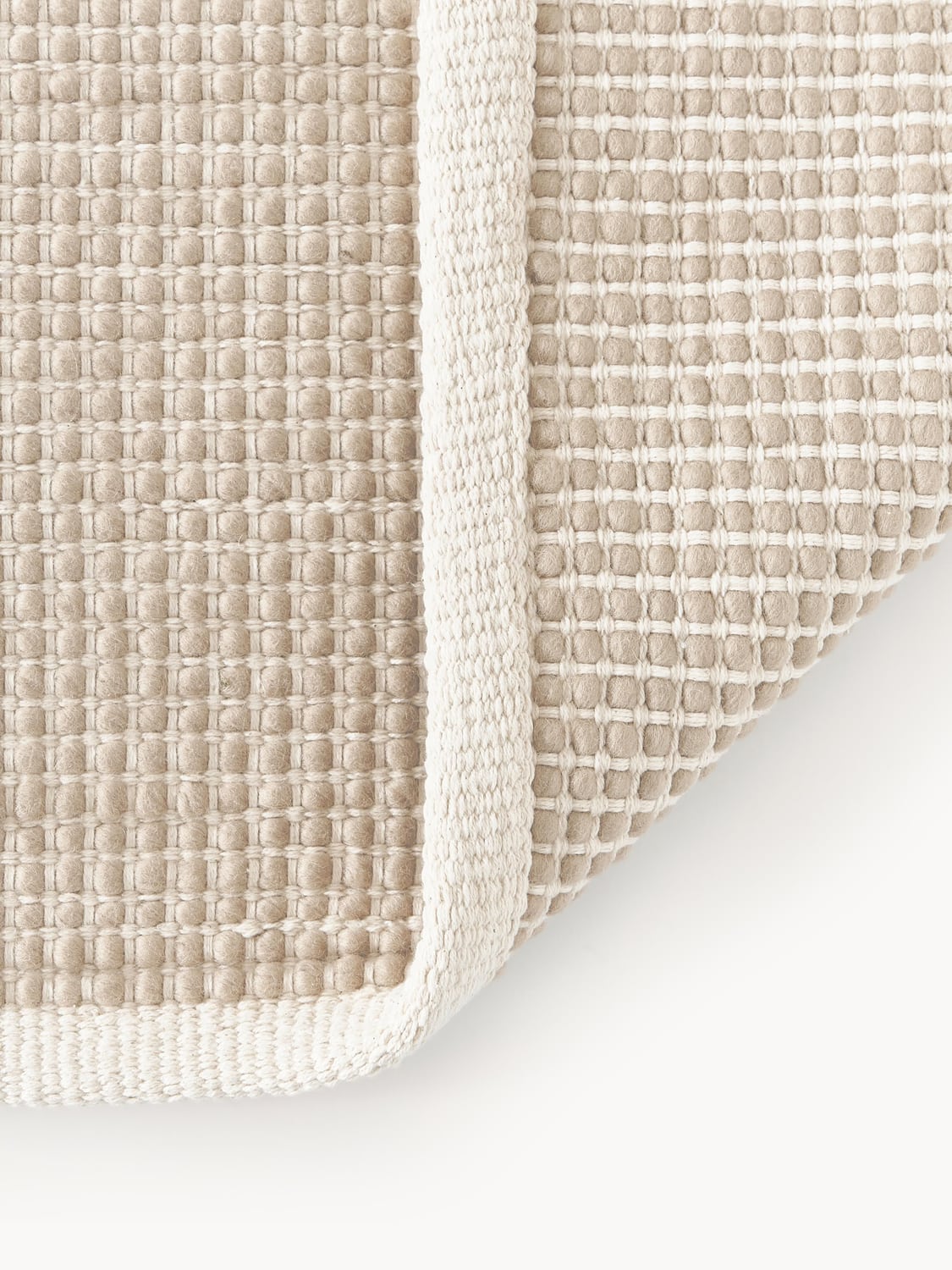 Guanzate Hand-Woven Wool Rug