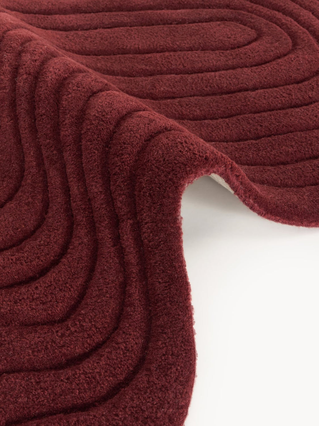 Fossano Organic-Shaped Hand-Tufted Wool Rug
