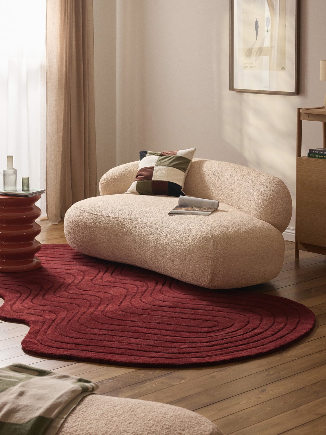 Fossano Organic-Shaped Hand-Tufted Wool Rug