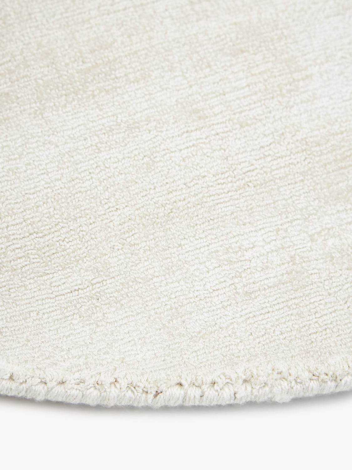 Erbanno Round Hand-Woven Viscose Rug